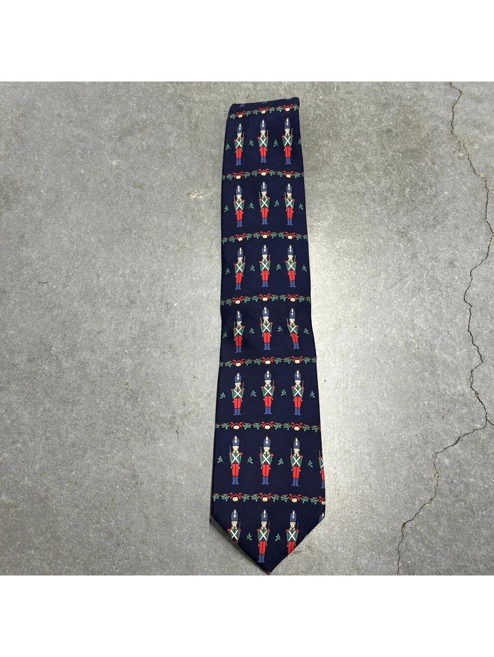 Lands’ End Christmas Nutcracker Tie